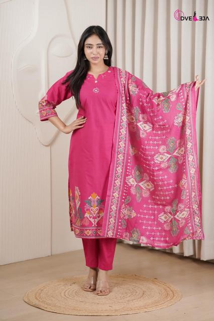 Dveeja vardani wholesaler of ladies kurtis at chandni chowk